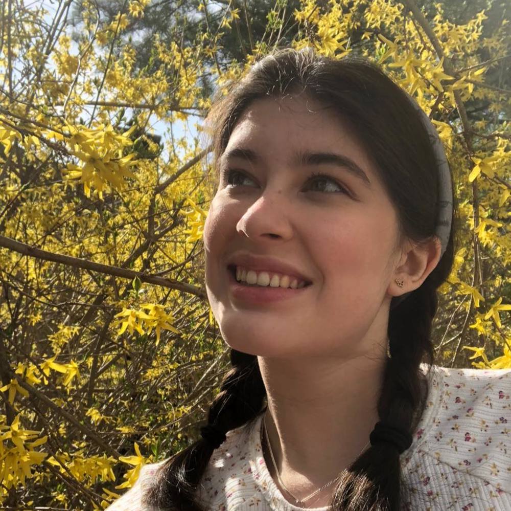 Meet your Posher, Maria paloma